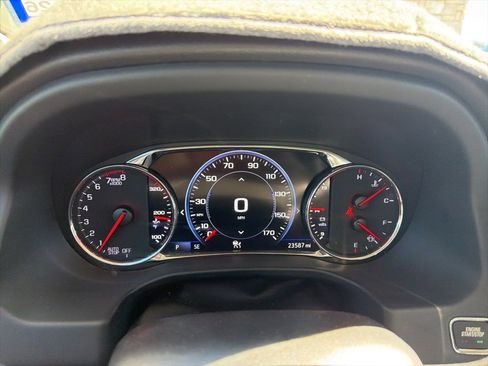 Used 2023 GMC Acadia Denali w/ Denali Ultimate Package image 9