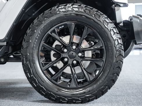 Used 2021 Jeep Wrangler Unlimited Sahara 4xe w/ Cold Weather Group image 25