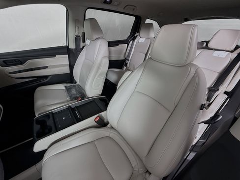 New 2026 Honda Odyssey EX-L image 25
