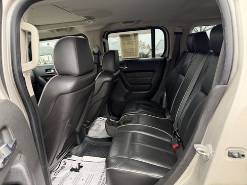 Used 2008 HUMMER H3 Luxury image 9