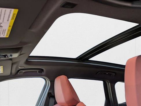 Used 2026 BMW X1 xDrive28i w/ Technology Package image 15