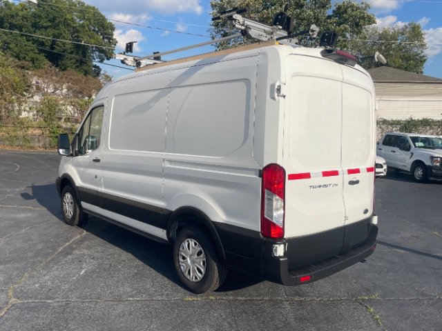 Used 2019 Ford Transit 250 130 Medium Roof w/ Exterior Upgrade Package RWD image 4