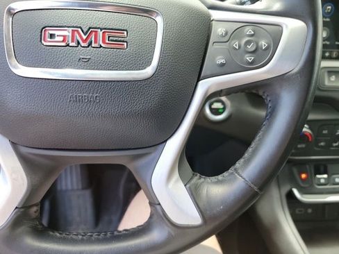 Used 2019 GMC Terrain SLE w/ Driver Convenience Package FWD image 16