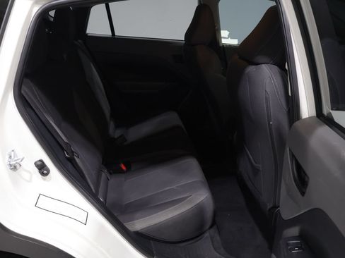 Used 2025 Subaru Crosstrek 2.5i Premium AWD/4WD image 21
