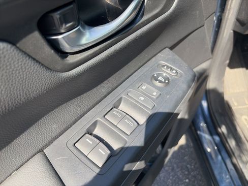 Used 2024 Honda CR-V EX image 13