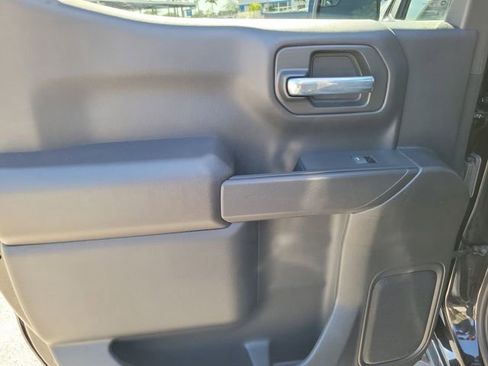 Certified 2022 Chevrolet Silverado 1500 Custom image 10