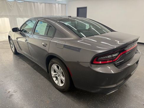 Used 2020 Dodge Charger SXT w/ Leather Interior Group image 3