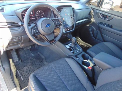 Certified 2025 Subaru Forester Premium image 11