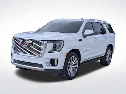 Used 2021 GMC Yukon Denali w/ Denali Premium Package RWD image 3