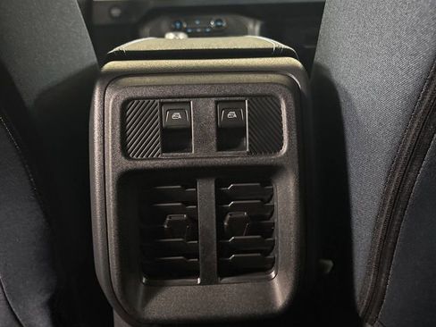 New 2025 Ford Bronco Heritage Edition image 19