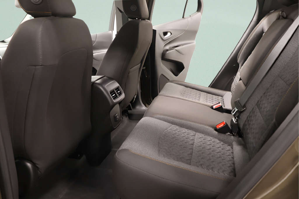 Used 2024 Chevrolet Equinox LT FWD image 26