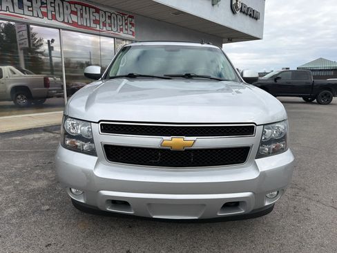 Used 2013 Chevrolet Avalanche LT image 3