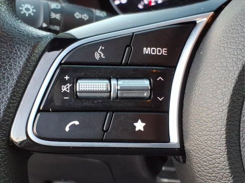 Used 2023 Kia Forte LXS image 23