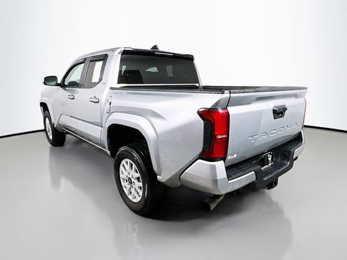 Used 2024 Toyota Tacoma SR5 image 8