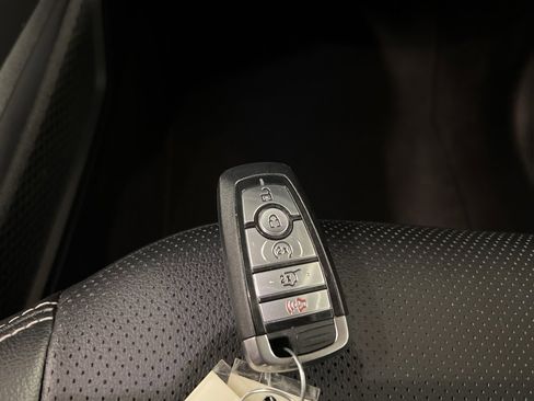 Certified 2022 Ford Escape SEL image 36