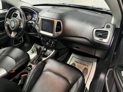 Used 2017 Jeep Compass Latitude w/ Safety & Security Group image 3