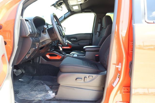 Used 2025 Nissan Frontier PRO-4X w/ Interior Protection Package AWD/4WD image 12