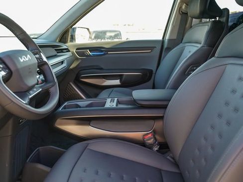 New 2026 Kia EV9 Wind AWD/4WD image 19