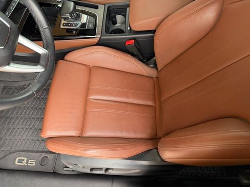 Used 2021 Audi Q5 e Prestige w/ Prestige Package image 39