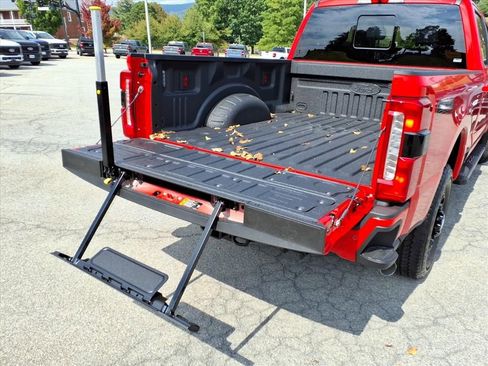 New 2026 Ford F250 XLT image 6