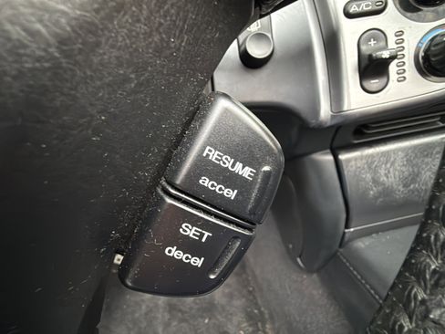 Used 2003 Honda S2000 image 21