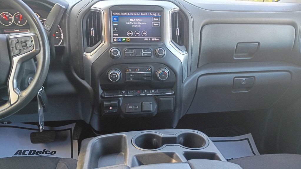 Used 2022 Chevrolet Silverado 3500 LT w/ Remote Start Package AWD/4WD image 14