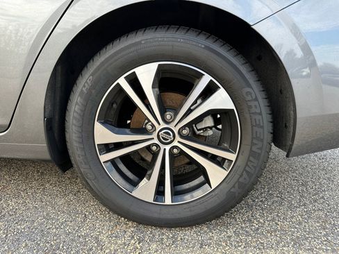 Certified 2022 Nissan Sentra SV image 19