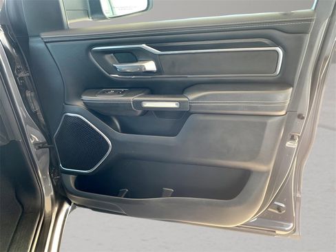 Used 2024 RAM 1500 Laramie image 28