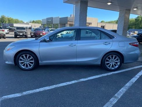 Used 2015 Toyota Camry XLE FWD image 8