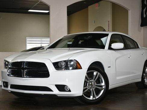 Used 2012 Dodge Charger R/T AWD/4WD image 4