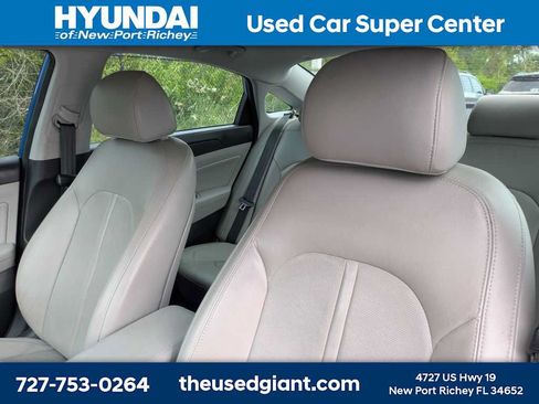 Used 2018 Hyundai Sonata Limited FWD image 7