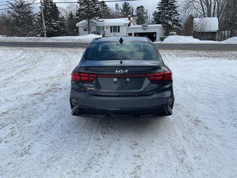 Used 2023 Kia Forte GT-Line w/ GT-Line Premium Package image 8