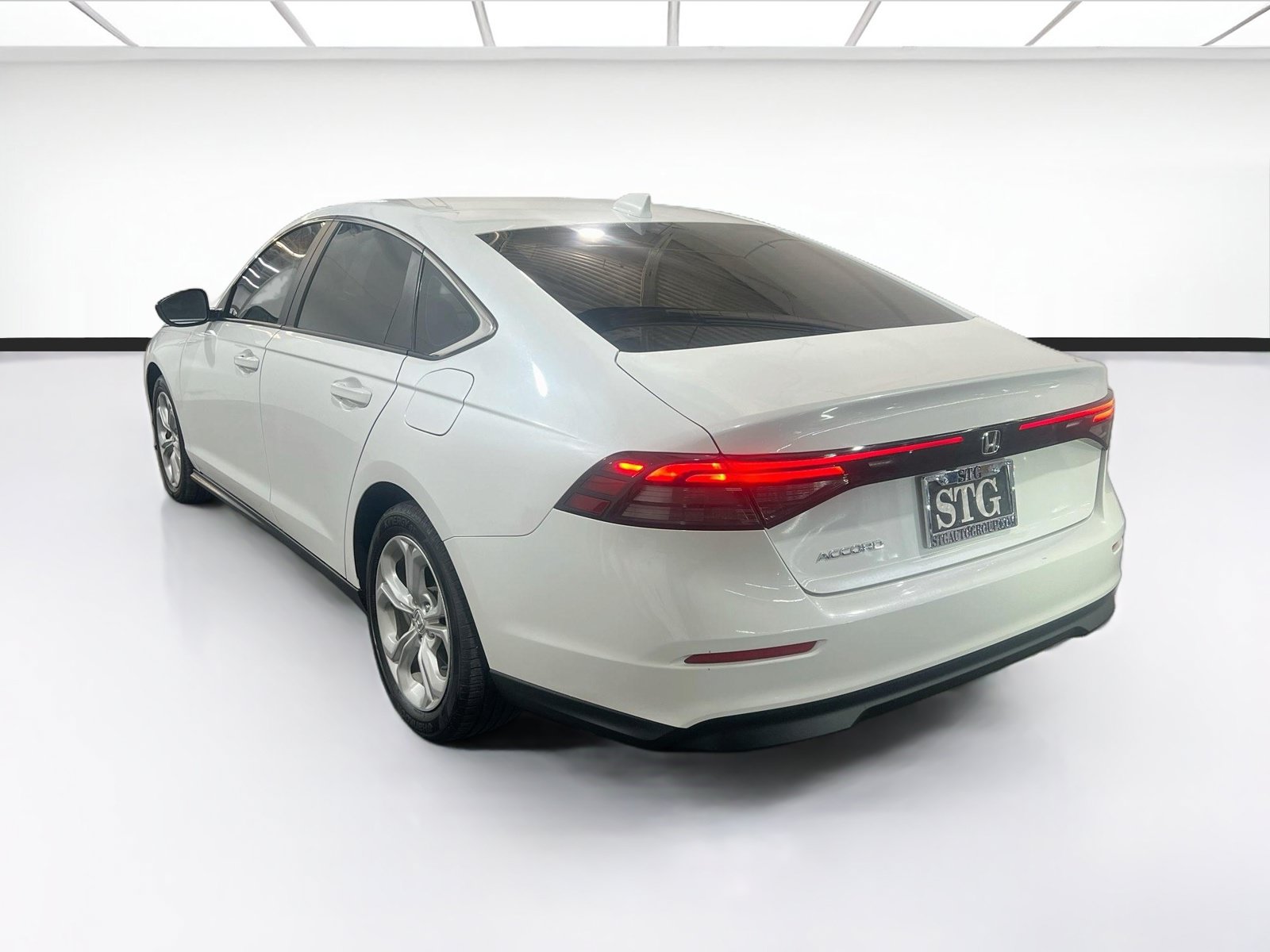 Used 2024 Honda Accord LX image 6