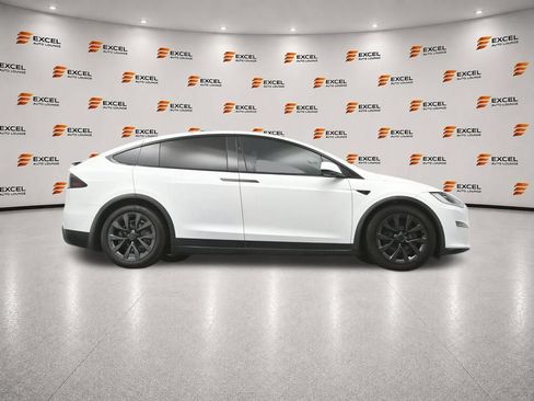 Used 2022 Tesla Model X AWD/4WD image 41