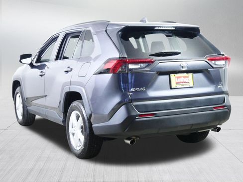 Used 2019 Toyota RAV4 LE w/ All Weather Liner Package AWD/4WD image 5