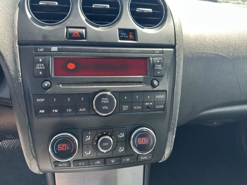Used 2010 Nissan Altima 2.5 SL w/ SL Pkg FWD image 9