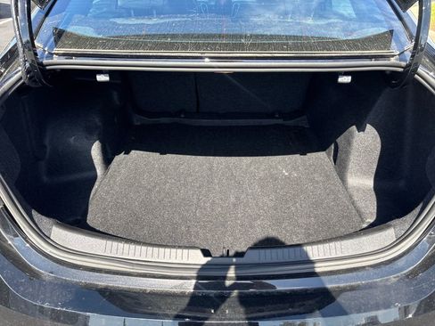 Used 2025 Chevrolet Malibu LT FWD image 25