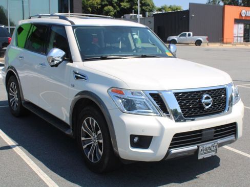 Used 2019 Nissan Armada SL w/ Premium Package AWD/4WD image 3