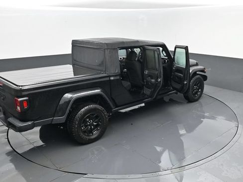Used 2022 Jeep Gladiator Sport AWD/4WD image 25