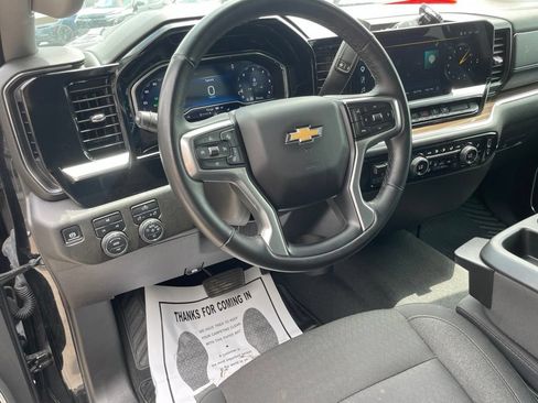 Used 2025 Chevrolet Silverado 2500 LT w/ Convenience Package AWD/4WD image 45