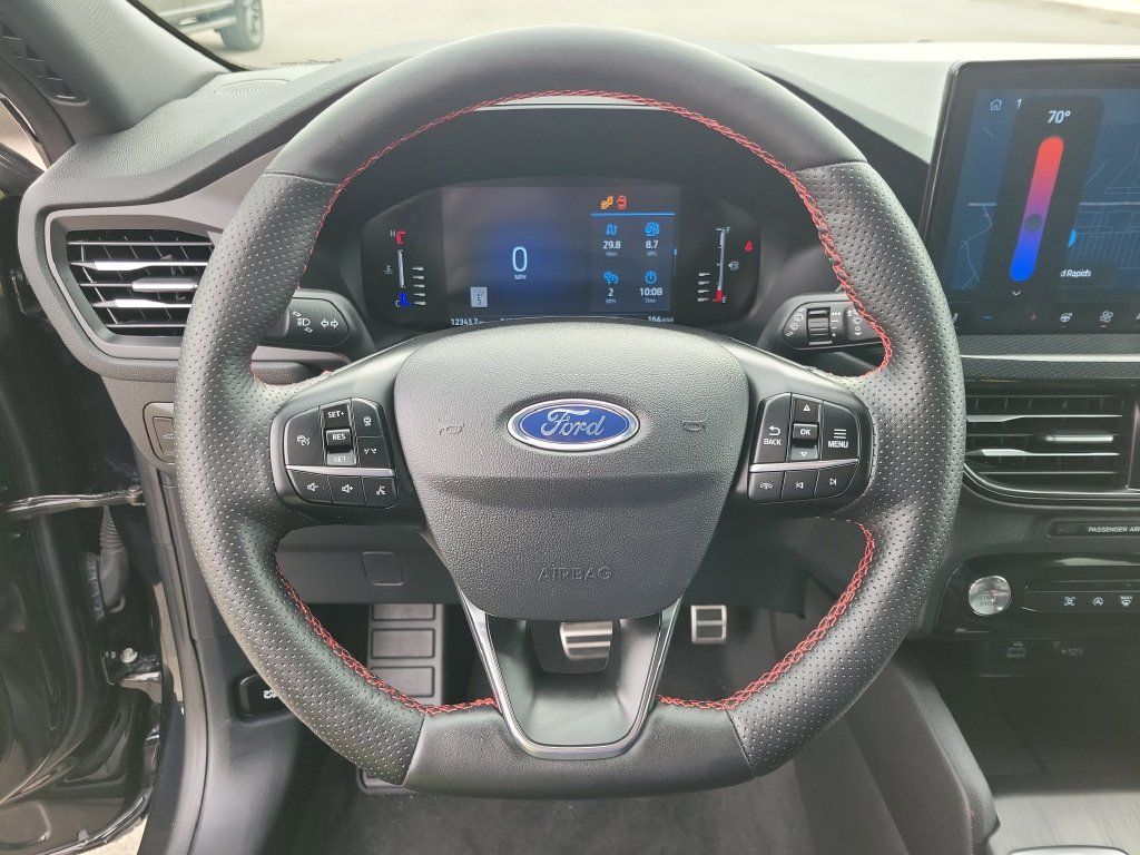 Used 2023 Ford Escape ST-Line w/ Tech Pack #1 FWD image 22