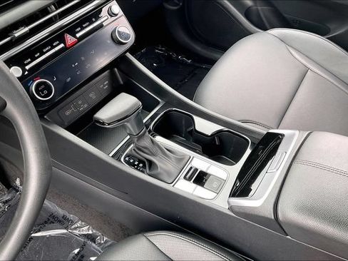 Certified 2026 Hyundai Santa Cruz SEL FWD image 17