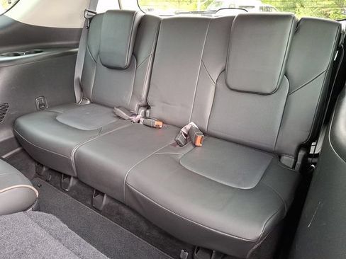 Used 2022 Nissan Armada Platinum w/ Captain's Chairs Package AWD/4WD image 9