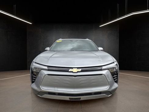 Used 2024 Chevrolet Blazer EV LT AWD/4WD image 2