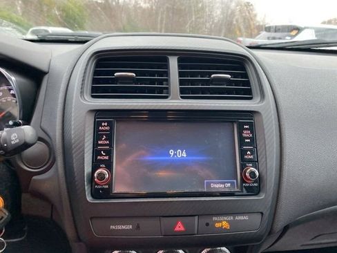 Used 2022 Mitsubishi Outlander Sport FWD image 23