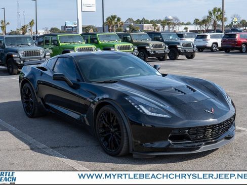 Used 2016 Chevrolet Corvette Z06 w/ 3LZ Preferred Equipment Group image 8