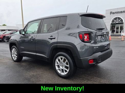 Certified 2023 Jeep Renegade Latitude AWD/4WD image 5