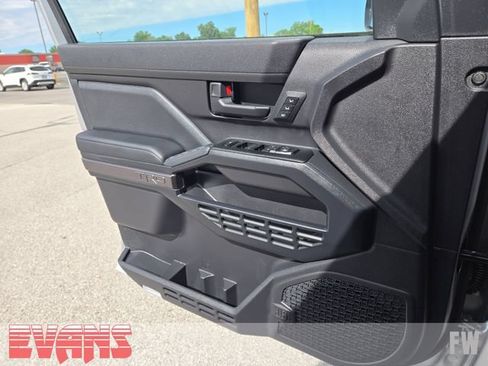 New 2026 Toyota 4Runner TRD Off-Road Premium AWD/4WD image 21