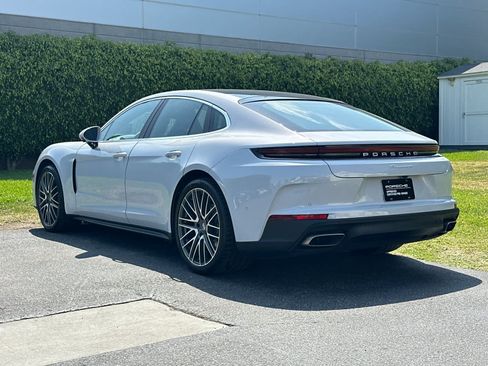 Certified 2025 Porsche Panamera 4 AWD/4WD image 3