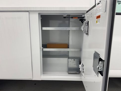 New 2025 Chevrolet Express 3500 w/ Power Convenience Package image 33